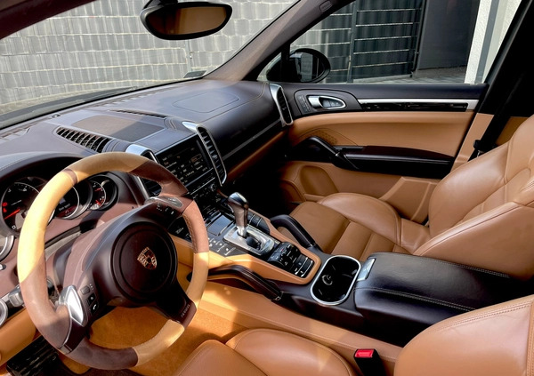 Porsche Cayenne cena 130000 przebieg: 184000, rok produkcji 2013 z Chorzów małe 56